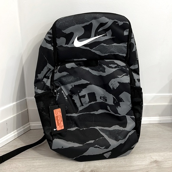 Nike Other - Nike Brasilia XL 9.0 Laptop Backpack - Black and Grey Camouflage